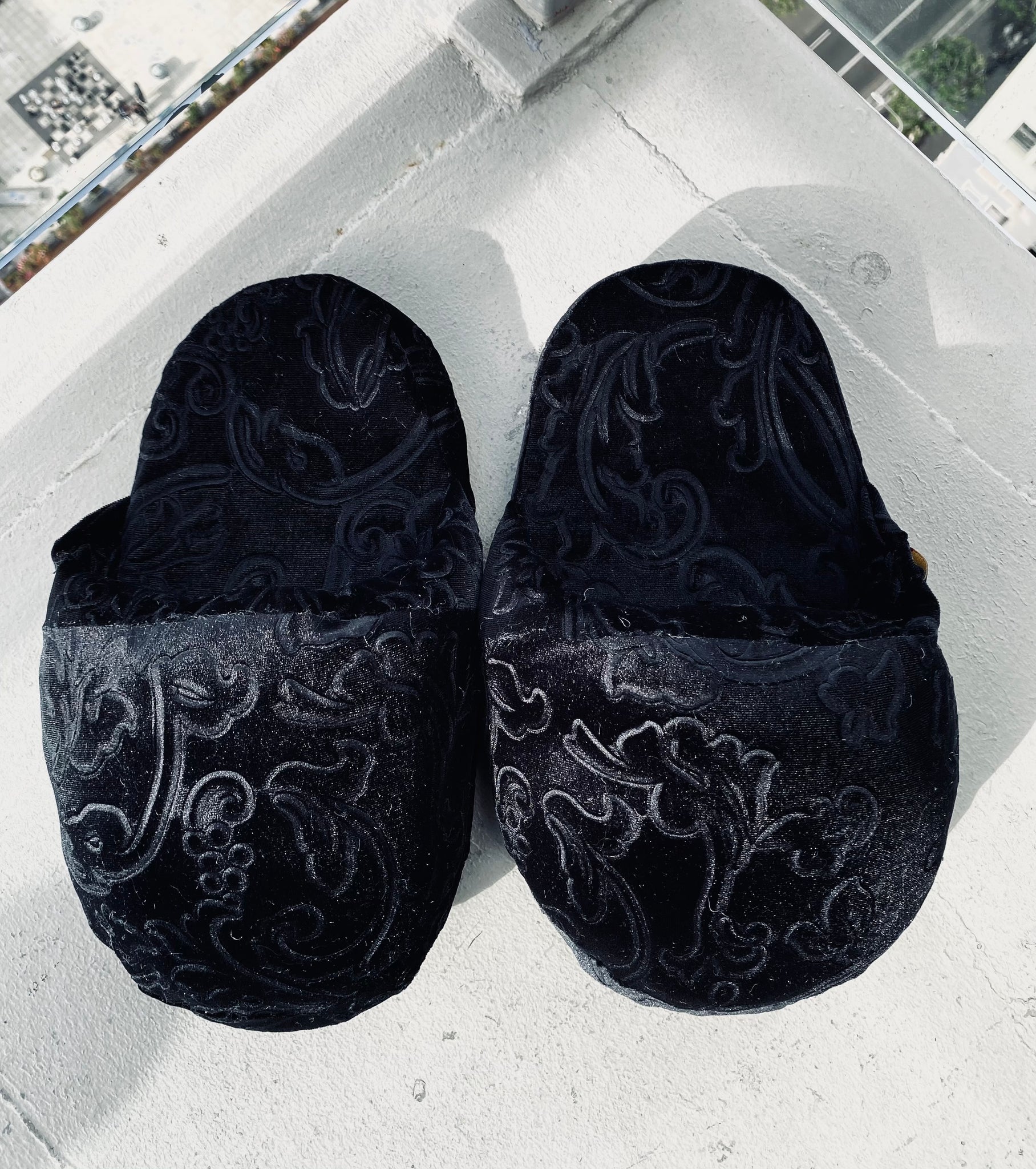 Blk Excellence Slippers